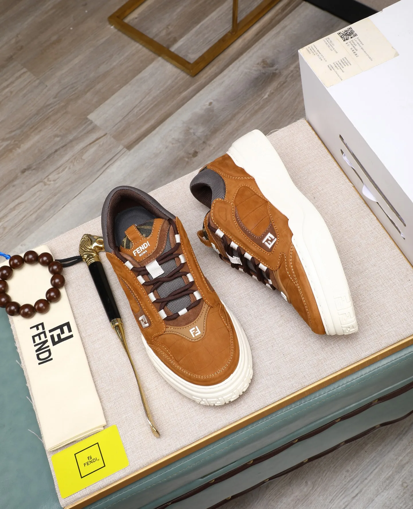 Men's shoes 💰820 [FENDI] Fendi - High-end quality original casual sports shoes - Upper: Nappa calfskin, pebbled calfskin, tongue and heel; injection molded brand logo plastic module - Lining: brand canvas - Outsole: ultra-light TPR foam·rubber; molded outsole -Super high quality control·Fine workmanship: highlighted (high-end·luxury·grade) -Size :39-44 (38, 45, can be customized)